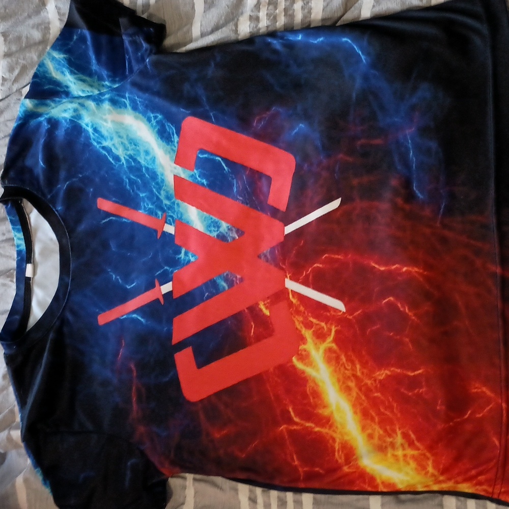 CWC (Chad wild clay) sword logo boys M